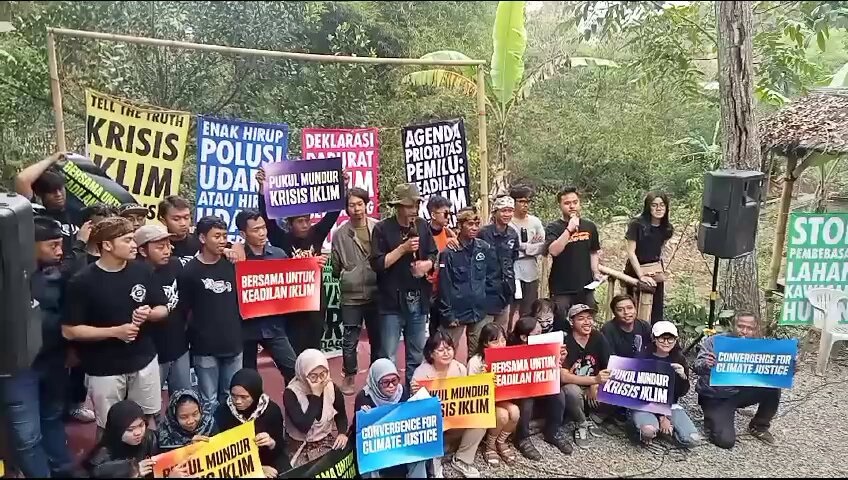 Aksi Global Climate Strike di Bandung -Foto: Abdul, Komunitas Cikapundung.