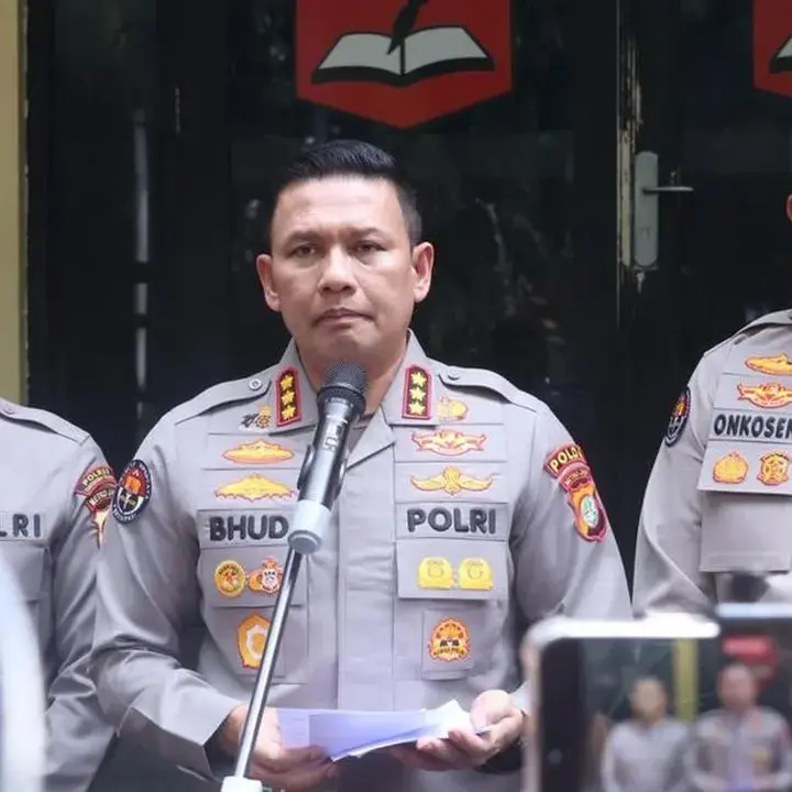 Aksi AMPB di Depan DPR Berakhir Damai, Polda Metro Jaya: Situasi Terkendali