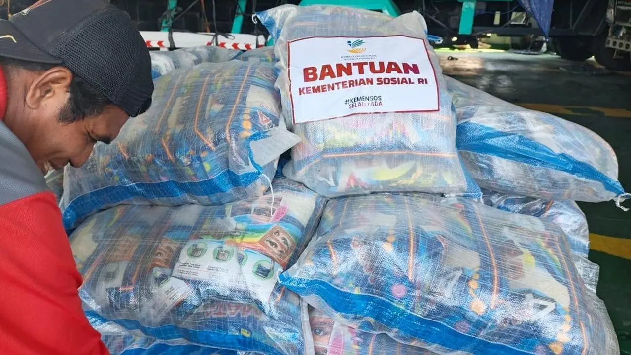 BNPB: 1.624 Ton Bantuan Gempa NTT Telah Disalurkan
