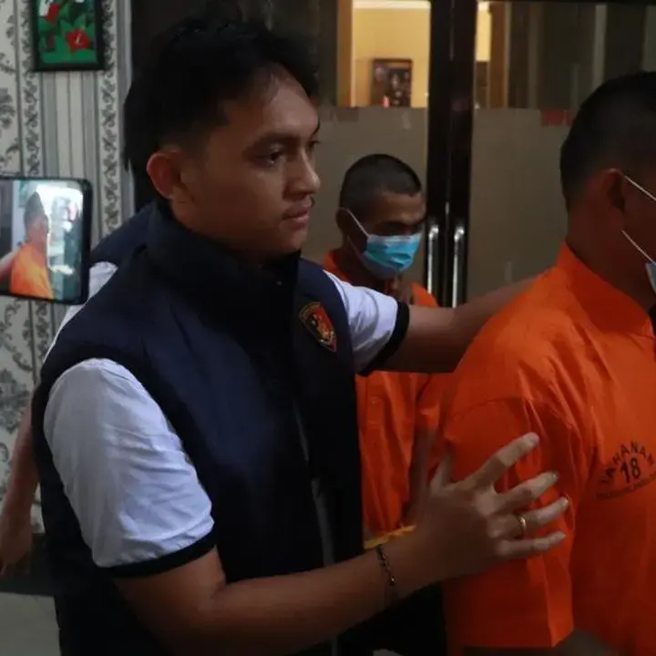 Bocah Berani Ungkap ‘Pria Senter’ Pelaku Karhutla di Palangka Raya