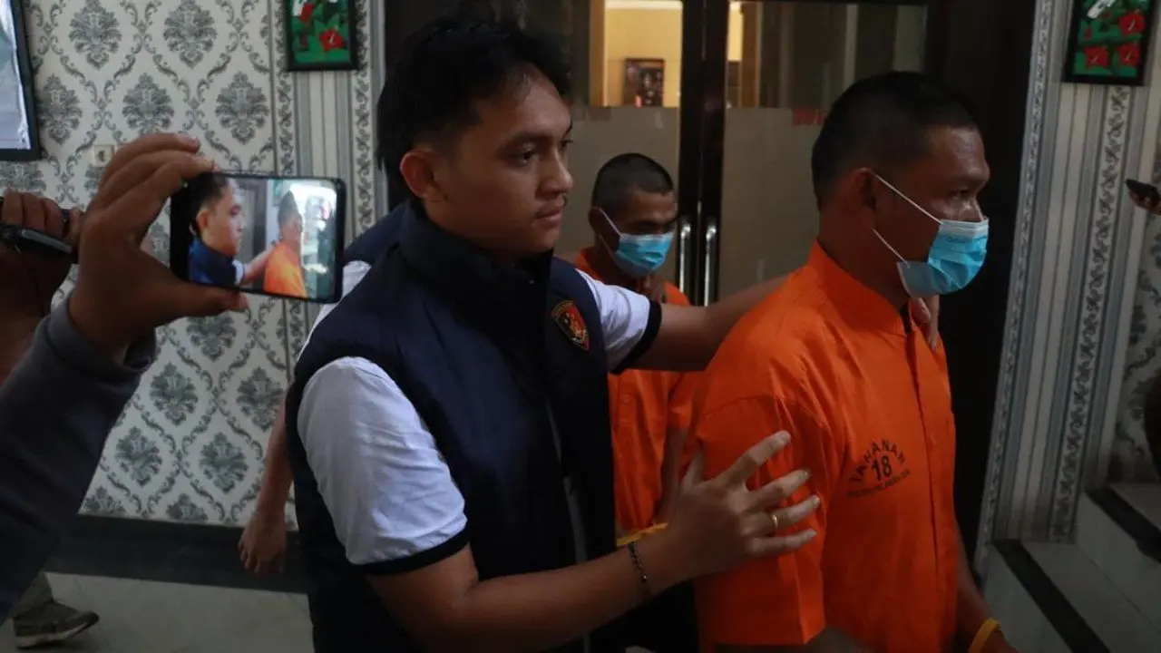 Bocah Berani Ungkap 'Pria Senter' Pelaku Karhutla di Palangka Raya