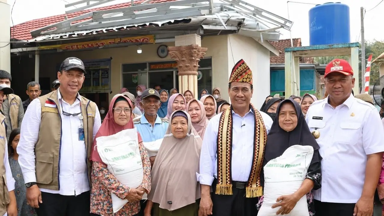 BULOG dan Bapanas Pastikan 1,2 Juta Warga Lampung Terima Bantuan Pangan Beras
