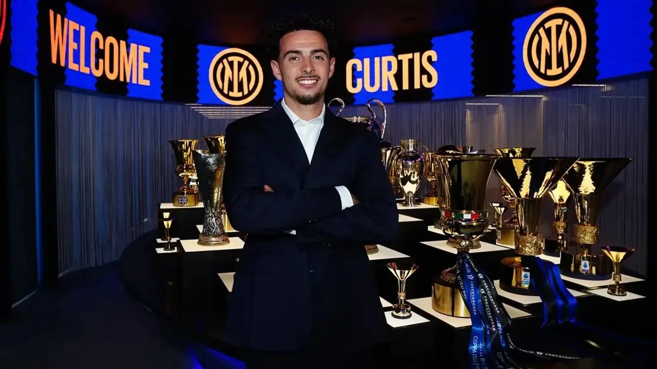 Curtis Jones Ungkap Alasan Bangga Gabung Inter Milan Bersama Pemain Inggris Lain