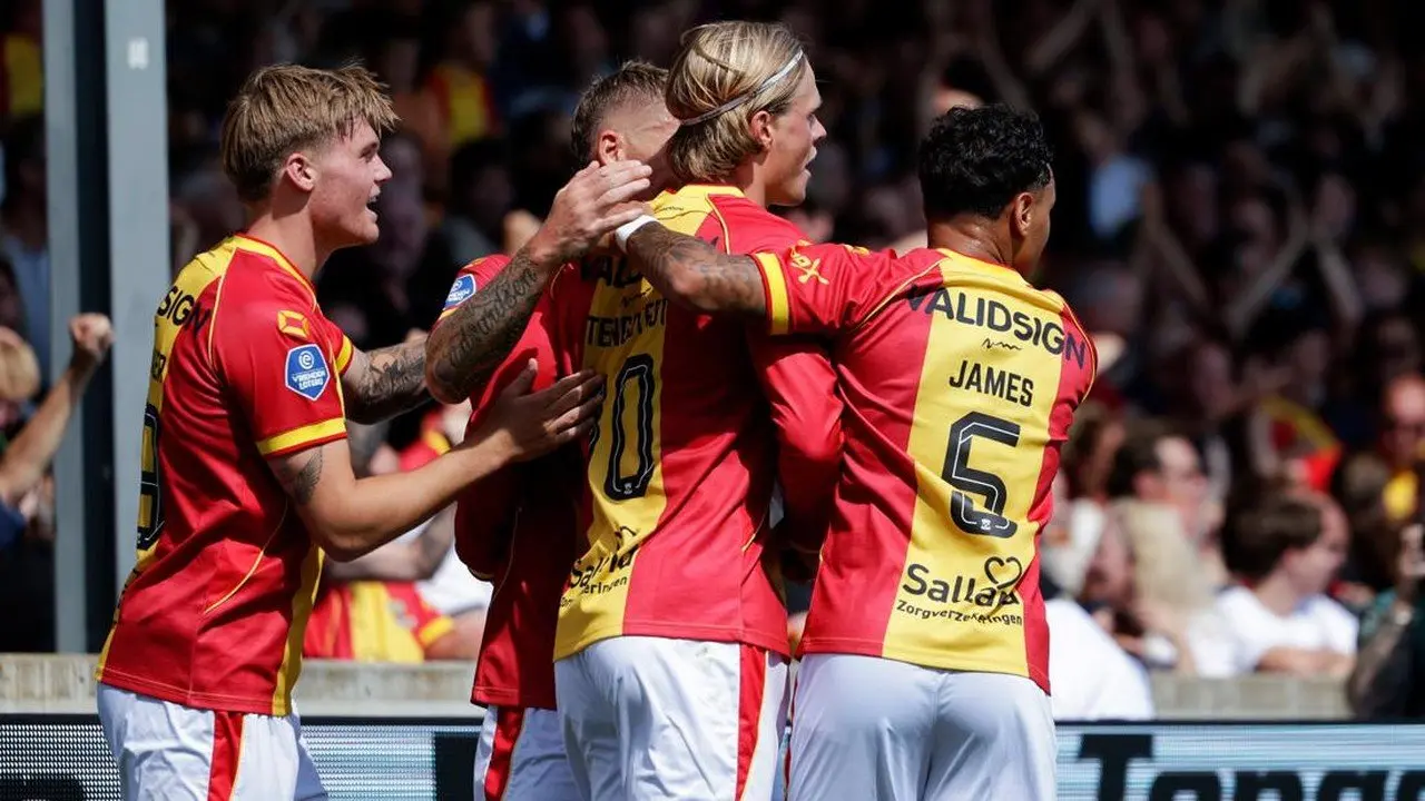 Dean James Berkontribusi dalam Kemenangan Go Ahead Eagles atas ADO Den Haag 3-1