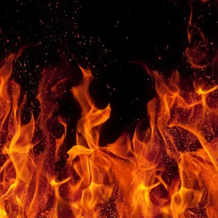 Dua Rumah di Pondok Labu Terbakar, Api Diduga Akibat Korsleting Listrik