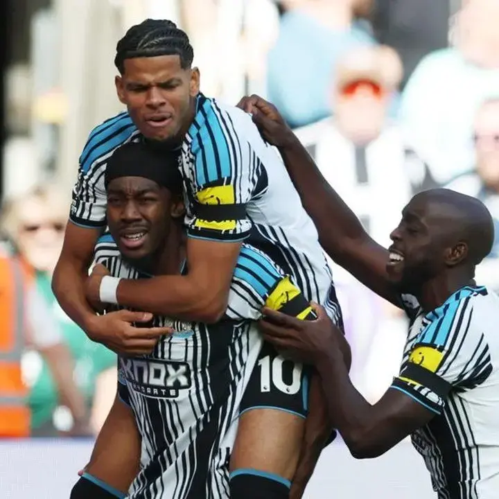 Elanga Buka Keunggulan Newcastle atas Liverpool di Babak Pertama