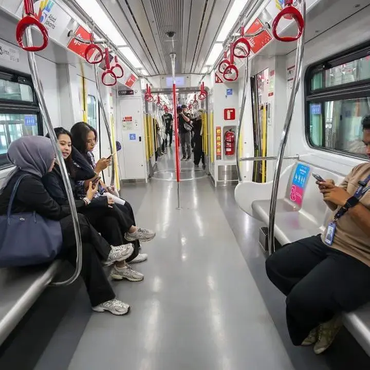 LRT Jakarta Fase 2 Siap Meluncur, Tarif Flat Rp 5.000 Berlaku Hingga Oktober 2026