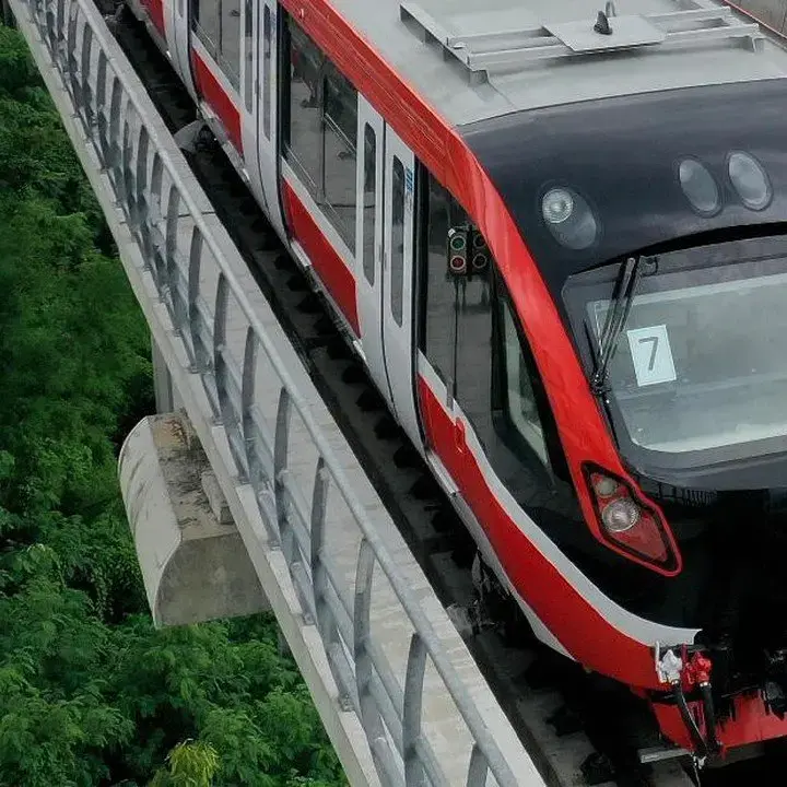 LRT Velodrome-Manggarai Resmi Beroperasi, Tarif Rp 5.000 Berlaku Sementara