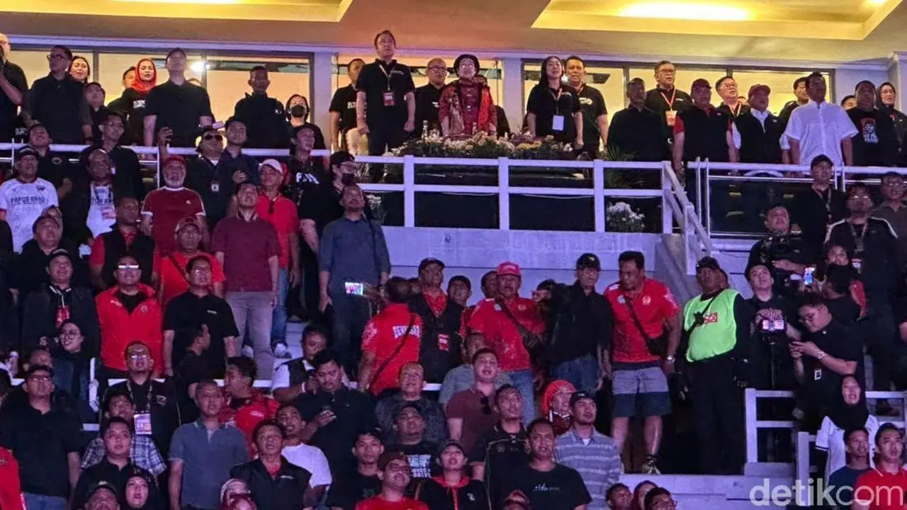 Megawati Hadiri Final Soekarno Cup 2026, Ribuan Penonton Padati GBT
