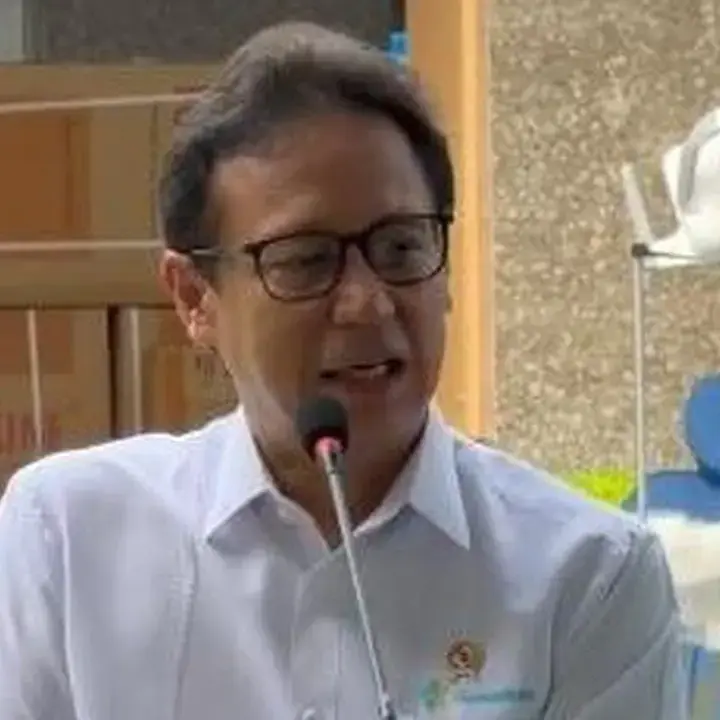 Menkes Budi Buka Jalur Donasi Publik untuk Percepat Pemulihan Fasilitas Kesehatan di NTT