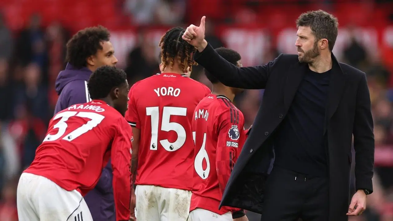 Michael Carrick Yakin Manchester United di Jalur Benar untuk Perkuat Skuad