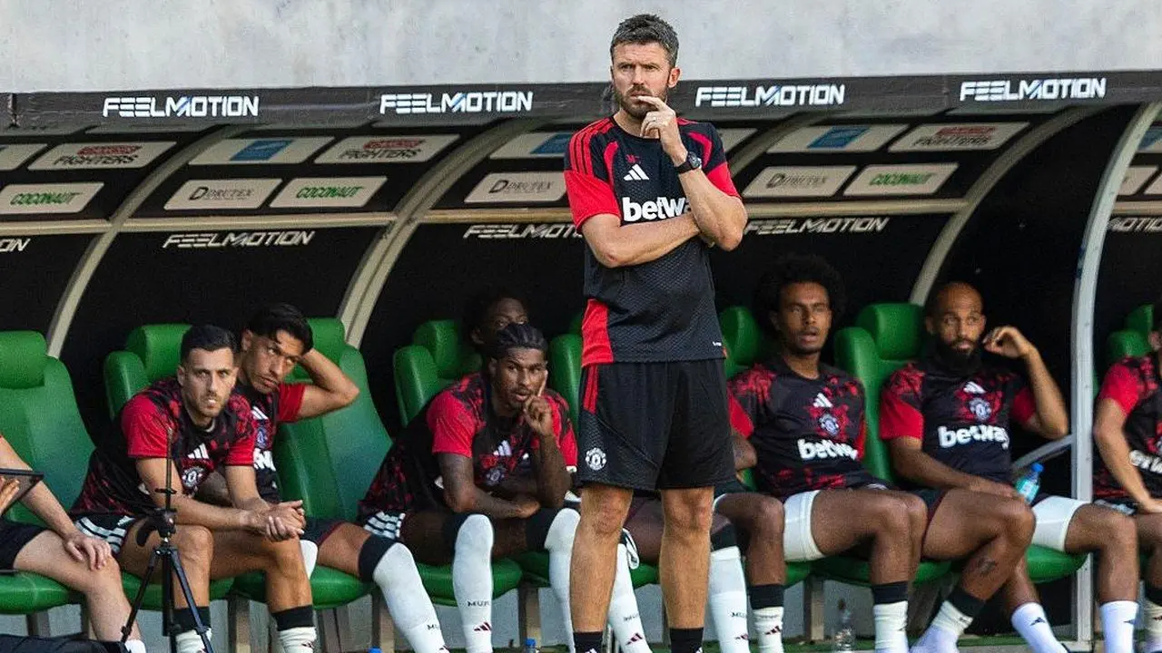 MU Hadapi Hull City, Carrick Waspadai Determinasi Tim Promosi