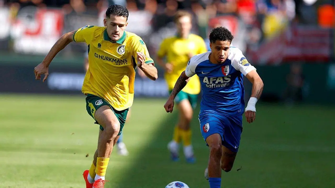Ole Romeny Diusir Wasit, Fortuna Sittard Takluk dari AZ Alkmaar