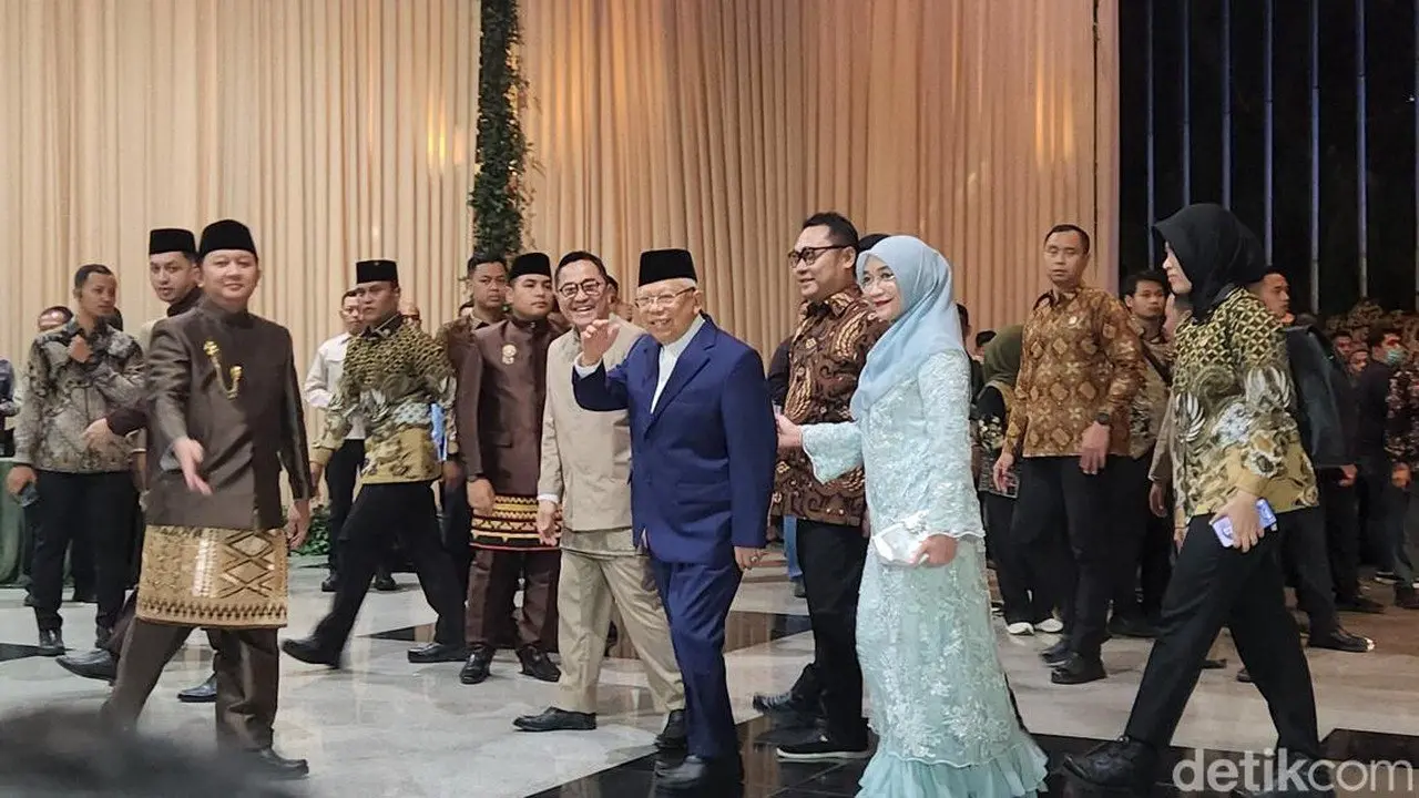 Pejabat Tinggi Negara Hadiri Resepsi Pernikahan Kasespri Presiden Prabowo