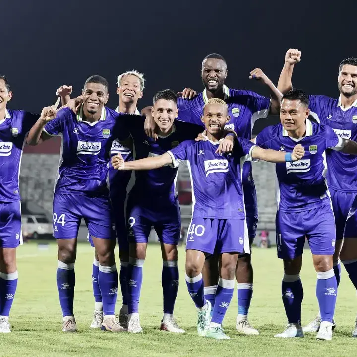 Persib Bandung Raih Gelar Dewata Challenge Series Usai Kalahkan Bali United 3-2