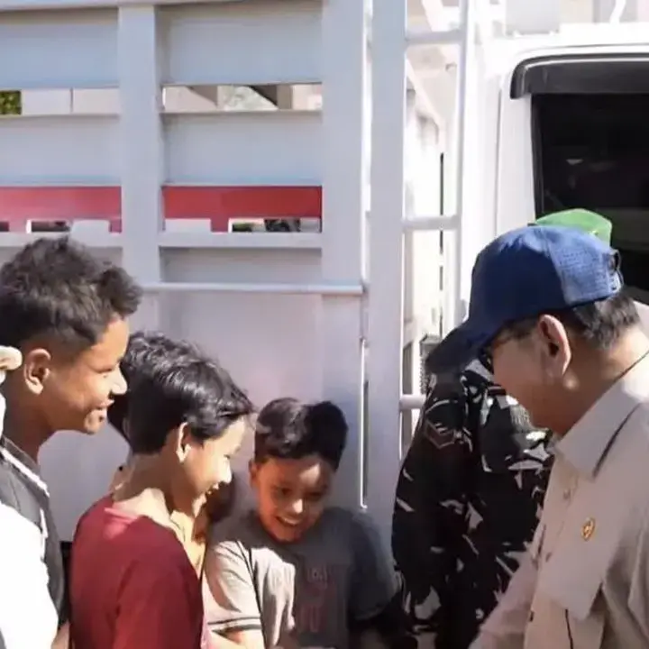 Prabowo Terhibur Canda Bocah NTT yang Ingat “Oke Gas”