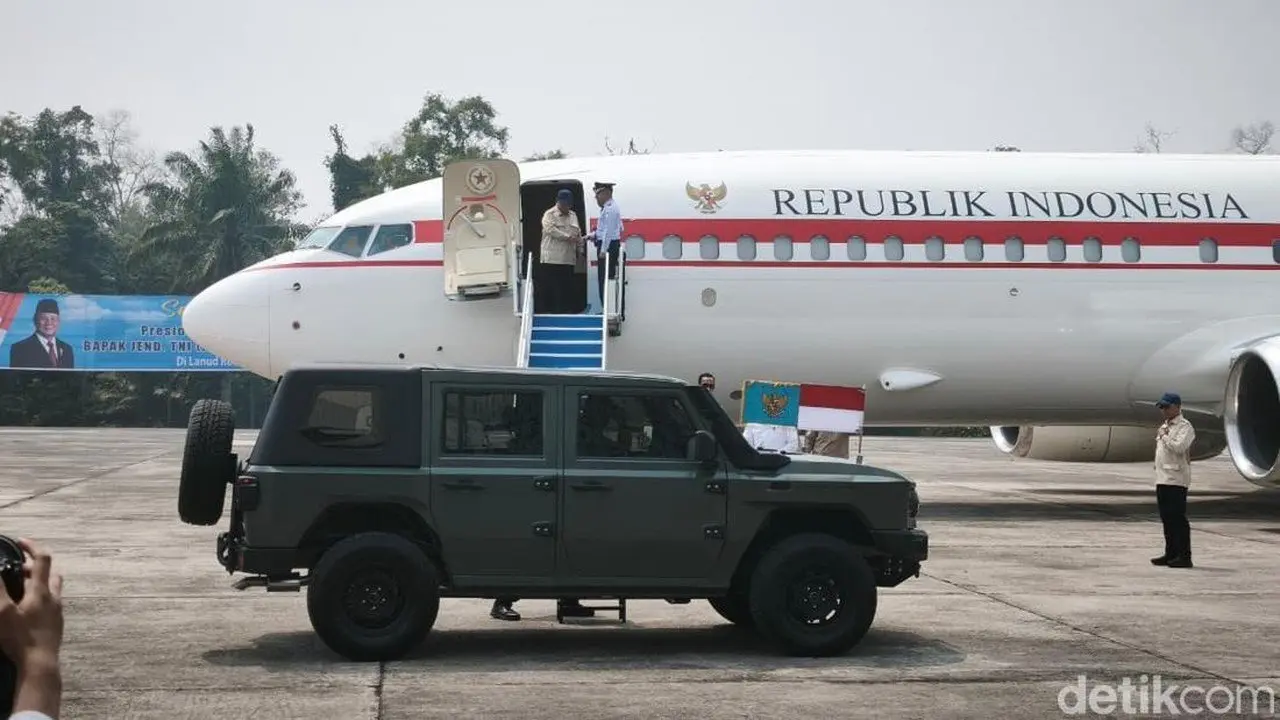Prabowo Tiba di Riau di Tengah Kepungan Kabut Asap Karhutla