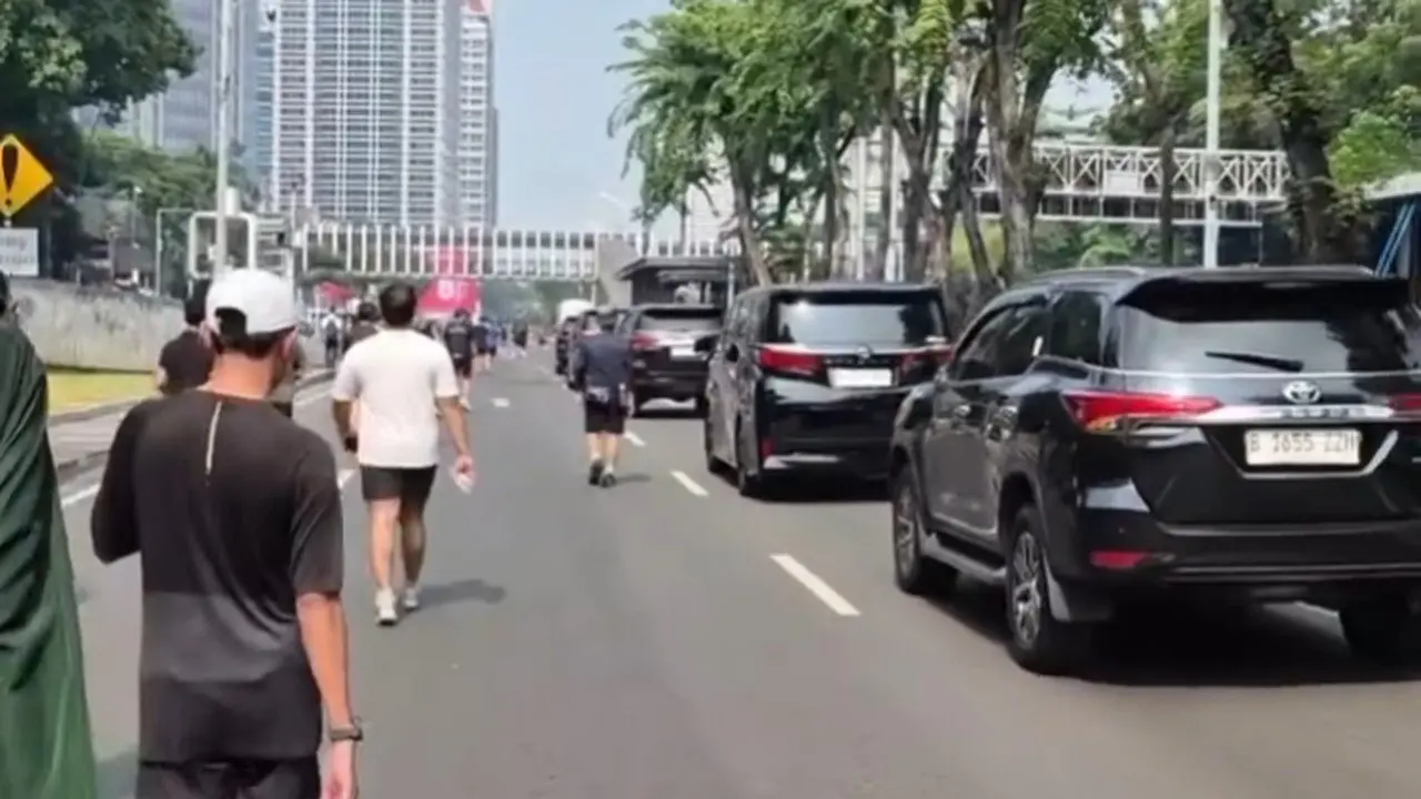 Pramono Anung Tegur Satpol PP Usai Konvoi Mobil Mewah Terobos CFD