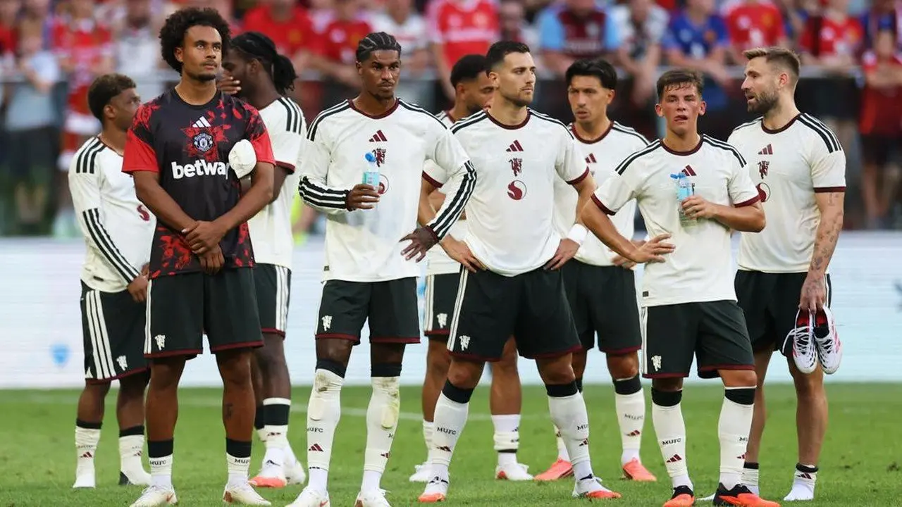 Prediksi Rio Ferdinand: Kapan Manchester United Raih Gelar Liga Inggris Lagi?