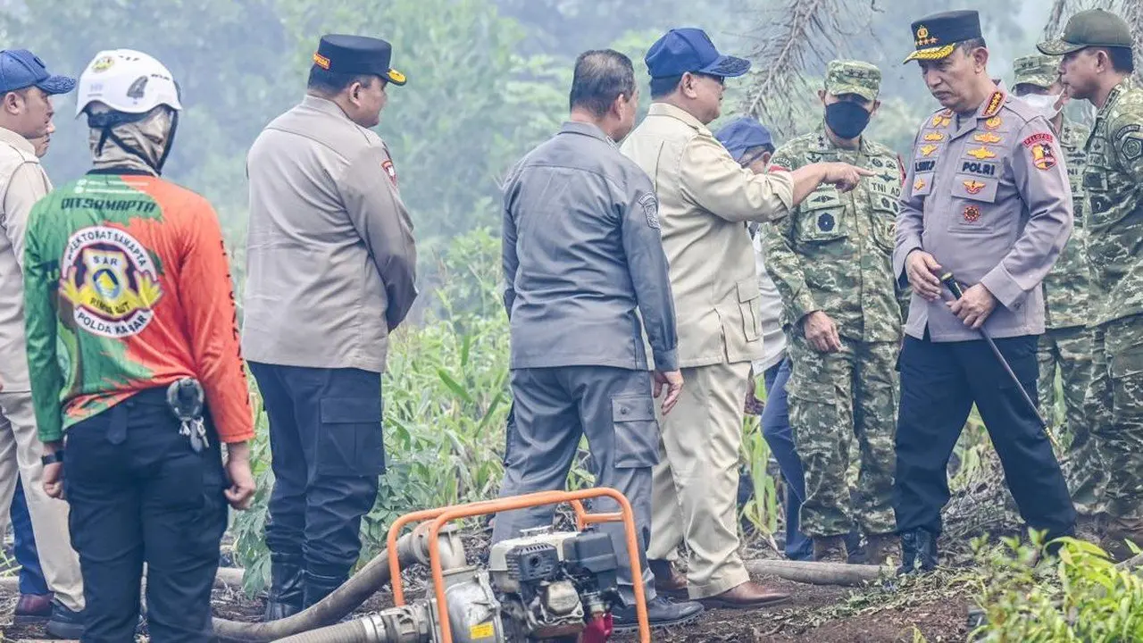 Presiden Prabowo Cek Langsung Penanganan Karhutla di Kalimantan dan Sumatra