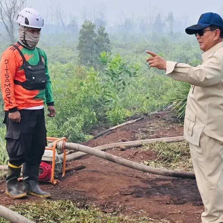 Presiden Prabowo ke Riau Pantau Langsung Penanganan Karhutla Sumatera
