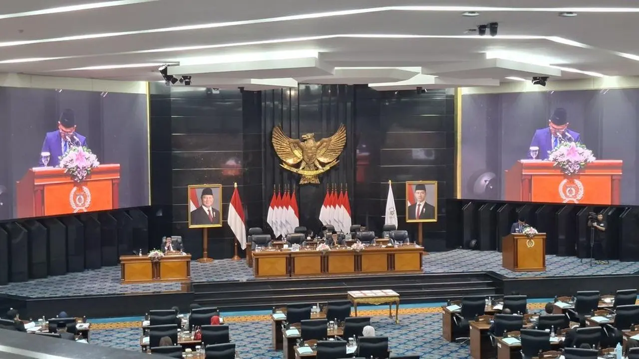 Raperda Pengendalian Penduduk DKI Jakarta: Perlindungan Warga Asli dan Pembatasan Administrasi Disorot