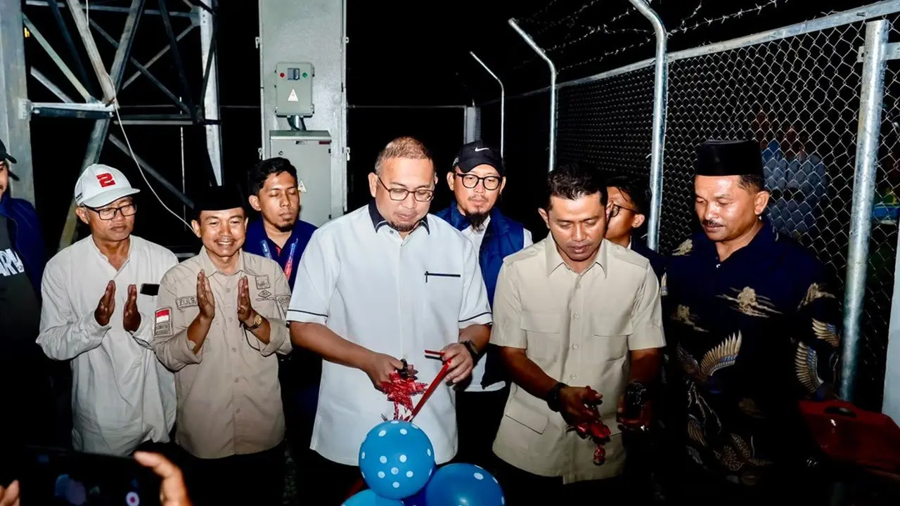 Sinyal BTS Telkomsel Hadir di Pelosok Solok, Andre Rosiade Apresiasi Kesabaran Warga