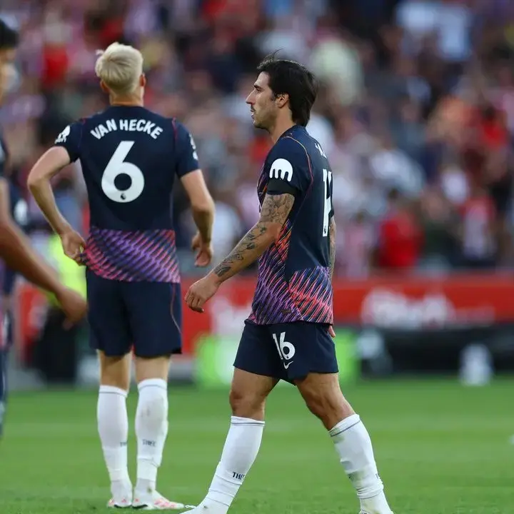 Tottenham Hotspur Tumbang di Laga Pembuka Liga Inggris Meski Borong Pemain Bintang