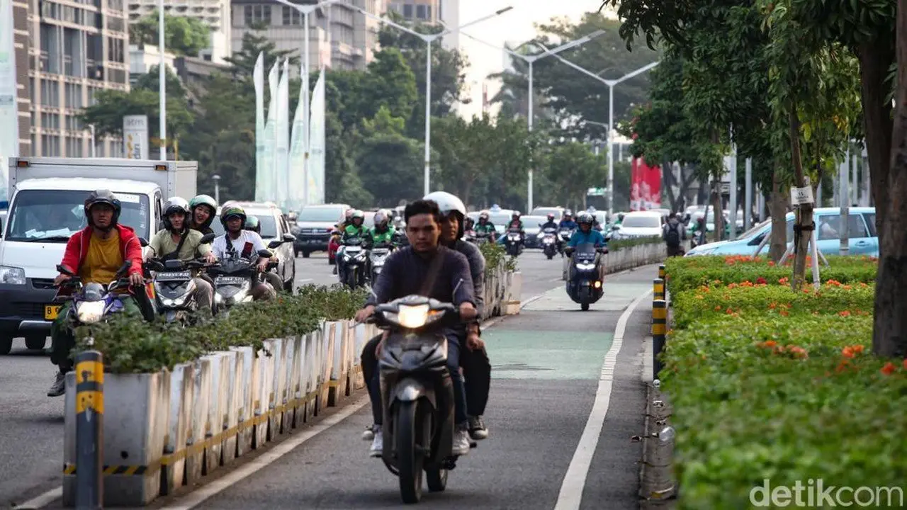 Wali Kota DKI: Jalur Sepeda Dievaluasi, Bukan Dihapus