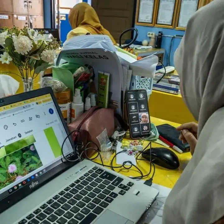 Abu Vulkanik Anak Krakatau, Sekolah di Jakarta Beralih ke PJJ