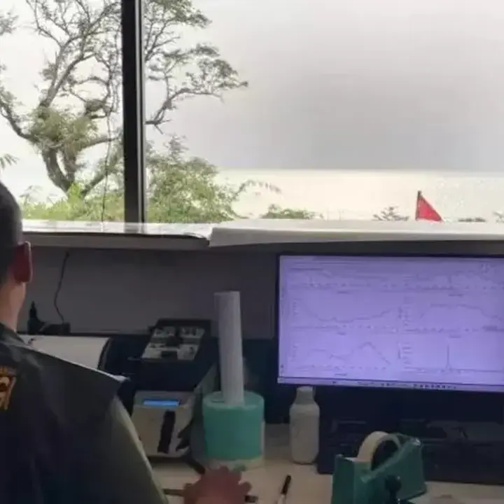 Bahaya Abu Vulkanik Gunung Anak Krakatau: Partikel Kaca Picu Gangguan Pernapasan