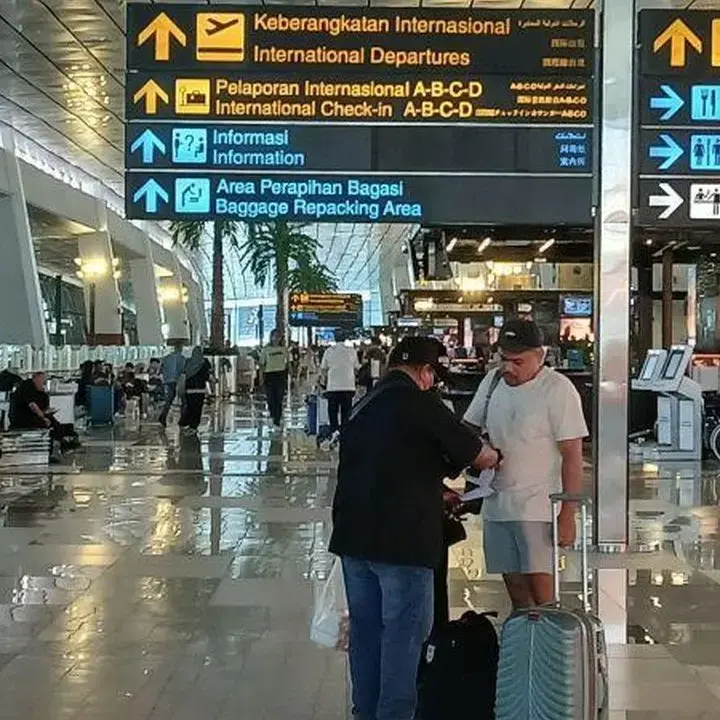 Bandara Soetta Tutup Hingga 09.30 WIB Akibat Abu Vulkanik Anak Krakatau