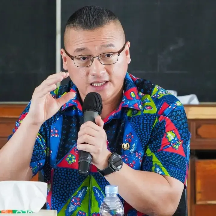 Gunung Anak Krakatau Erupsi, DPRD DKI Imbau Warga Jakarta Tetap Waspada
