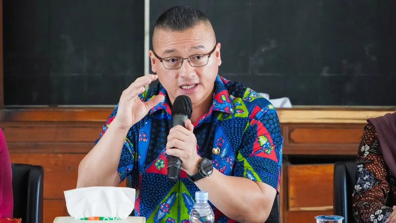 Gunung Anak Krakatau Erupsi, DPRD DKI Imbau Warga Jakarta Tetap Waspada