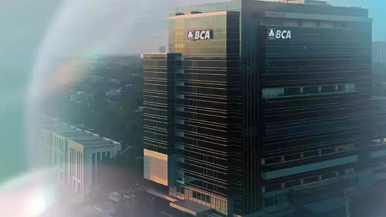 Investor Asing Borong Saham BBCA, KB Valbury Proyeksikan Kenaikan 41,5%