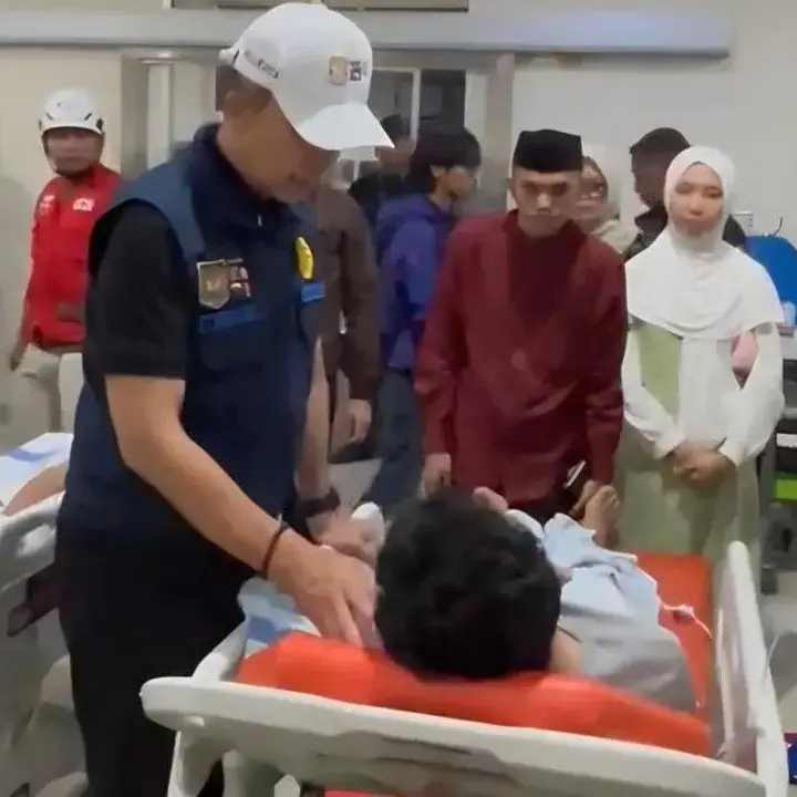 Kebakaran Ponpes di Bogor: 56 Santri Terdampak, 5 Luka Bakar, Atasi Sesak Napas