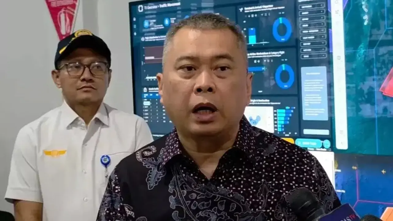Menhub Pastikan Pelabuhan Merak Tetap Buka Meski Ada Abu Vulkanik Anak Krakatau