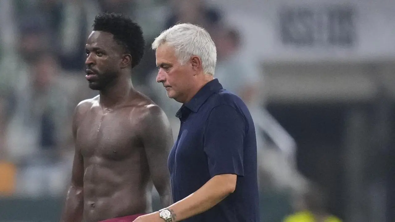 Real Madrid Terjebak "Penyakit Lama": Jose Mourinho dan Masalah Bintang Lapangan