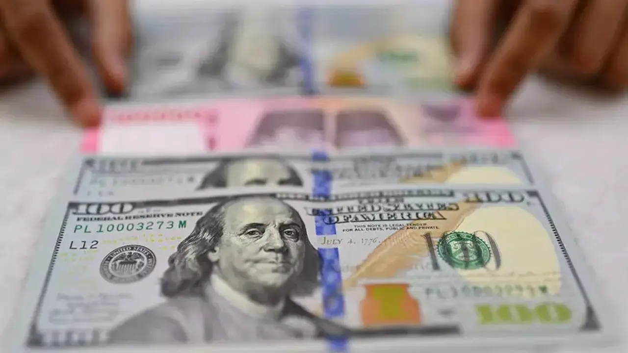 Rupiah Berbalik Menguat Setelah Sempat Tertekan, Dipicu Pelemahan Dolar AS