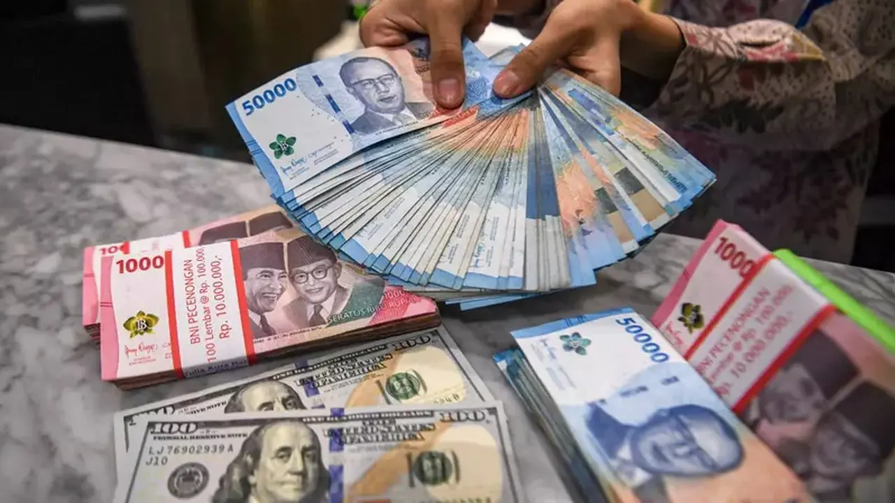 Rupiah Melemah Akibat Eskalasi Geopolitik Timur Tengah dan Kenaikan Harga Minyak