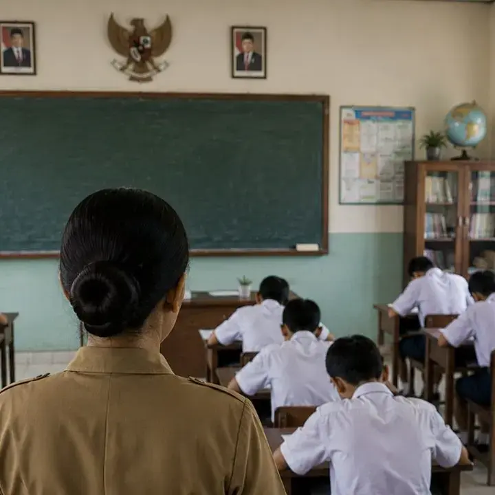 Tangsel Tetap Tatap Muka Meski Abu Gunung Anak Krakatau Menyebar
